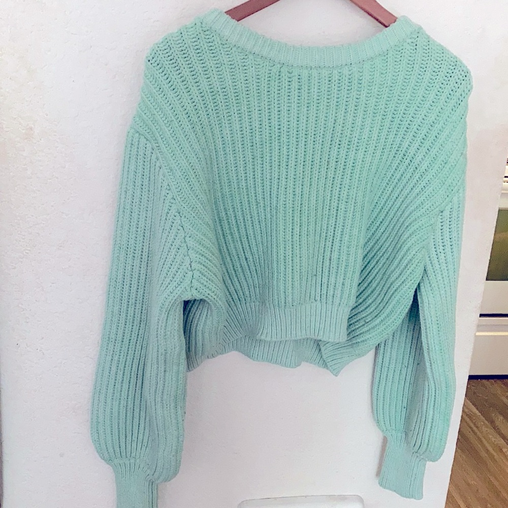 Top shop sweater size medium